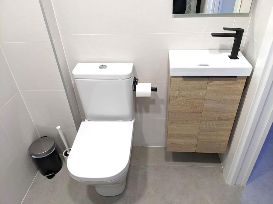 Fira 5 A 1Min Del Metro Y Centro 15Min Apartment โอสปิตาเล็ต เดอ โยเบรกัต ภายนอก รูปภาพ