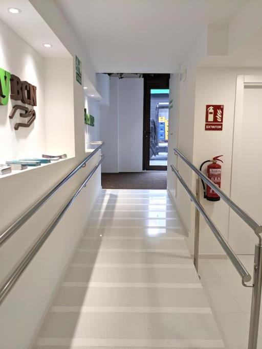 Fira 5 A 1Min Del Metro Y Centro 15Min Apartment โอสปิตาเล็ต เดอ โยเบรกัต ภายนอก รูปภาพ