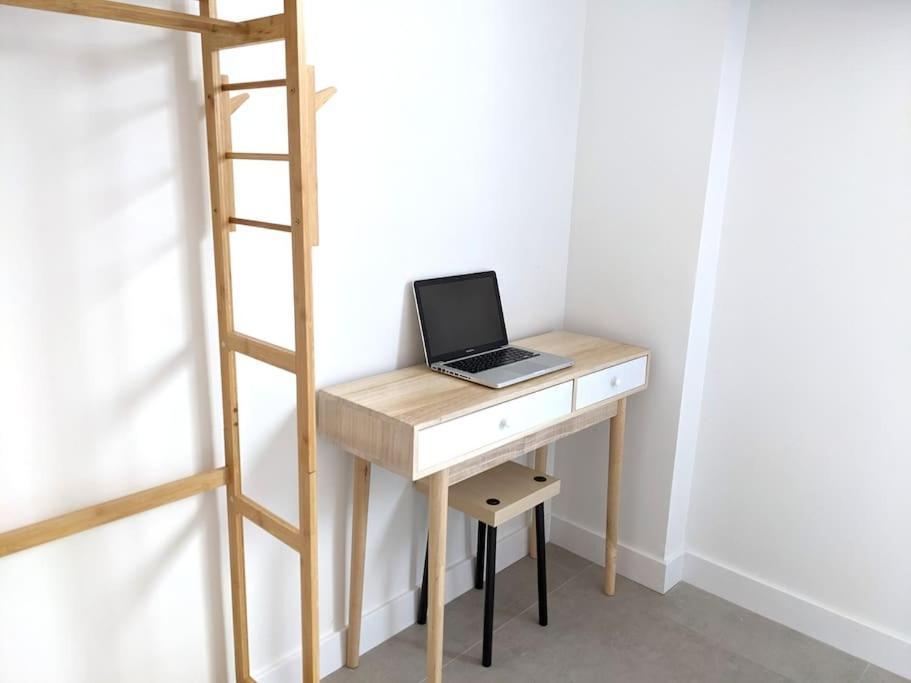 Fira 5 A 1Min Del Metro Y Centro 15Min Apartment โอสปิตาเล็ต เดอ โยเบรกัต ภายนอก รูปภาพ